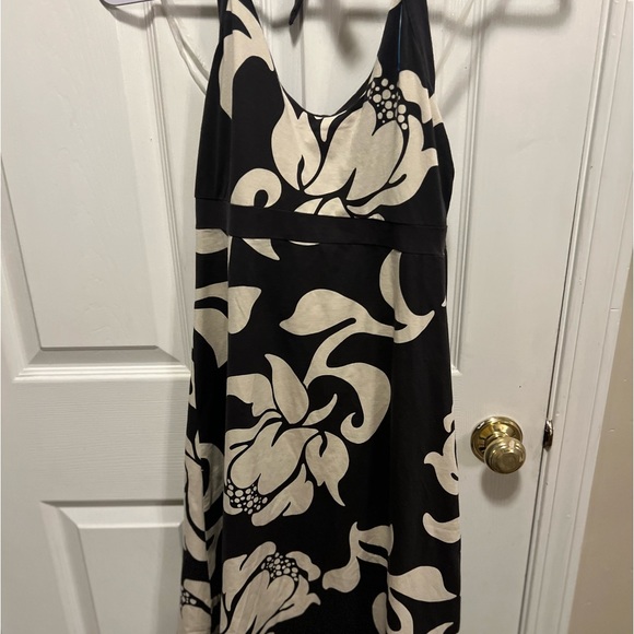 Patagonia Iliana halter dress New with out tags ! Size medium retails 65.00 - Picture 5 of 9
